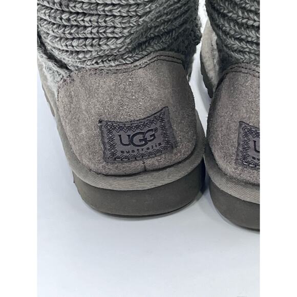 Ugg Women's Gray Classic Cardy Boot Shoes Cable Knit Boots Size 8 - Picture 11 of 14